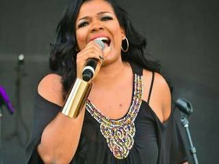 What’s Hot: Syleena Johnson not ready for African Lions